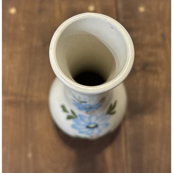 Vintage 1979 FTDA Sado-Portugal, Blue Floral‎ Bud Vase 8" - Picture 2 of 4